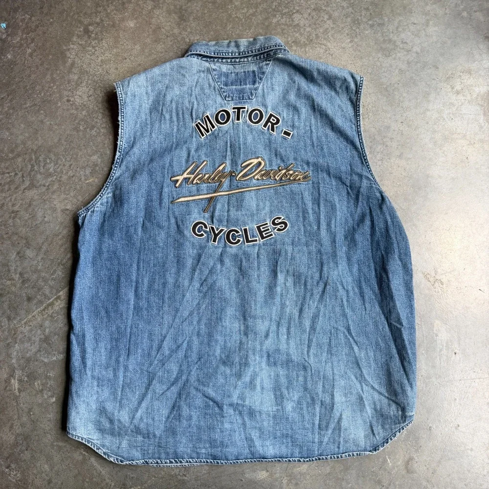 Harley Davidson Embroidered Motorcycle Denim Vest Button Front Mens L Sleeveless
